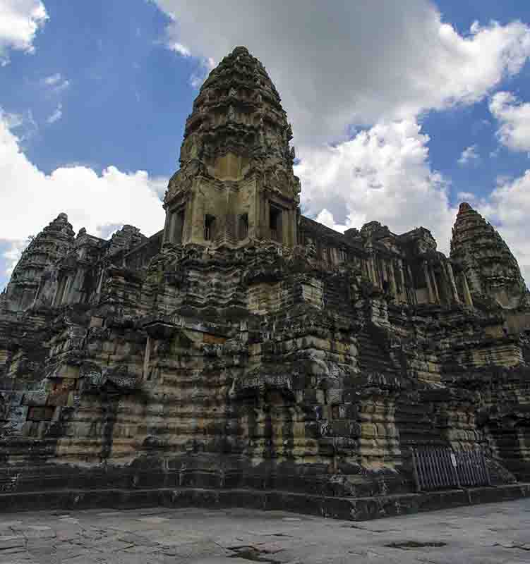 Camboya - Angkor 2 - templo de Angkor Wat - santuario central